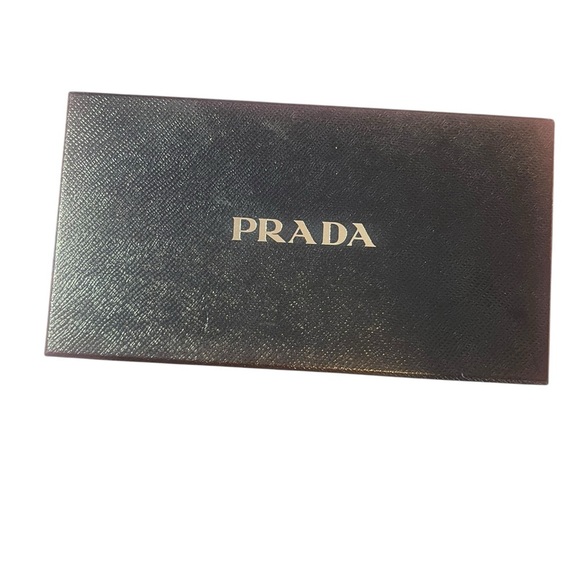 PRADA Saffiano Blue Leather Large Wallet – Gorgeous Navy, Full Zip Closure - Picture 8 of 13